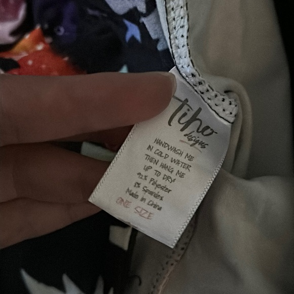 🦄Cute rainbow athleisure unicorn TiHo yoga leggings one size (0-12)🦄 - Picture 4 of 5